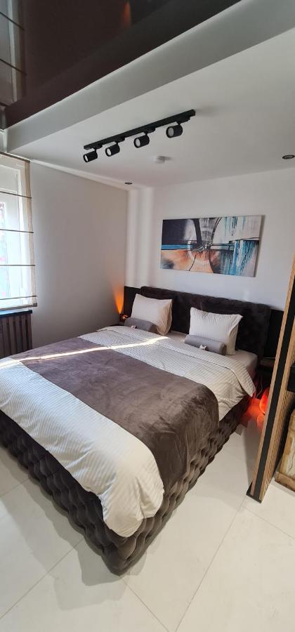 Design Apartment Platinium Spa Lux 5 Star "Havana" Completely Private Wellness & Spa Free Included Sauna & Jacuzzi & Salt Wall & Fire Place & 3D Ceilings & Business Wifi & Netflix & Keyless Code Entry & Full Smart App & Secure 2 Parking Place Ćuprija Esterno foto