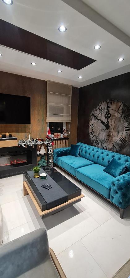 Design Apartment Platinium Spa Lux 5 Star "Havana" Completely Private Wellness & Spa Free Included Sauna & Jacuzzi & Salt Wall & Fire Place & 3D Ceilings & Business Wifi & Netflix & Keyless Code Entry & Full Smart App & Secure 2 Parking Place Ćuprija Esterno foto